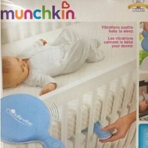 Munchkin's award-winning Lulla-Vibe Vibrating Mattress Paddle for babies.